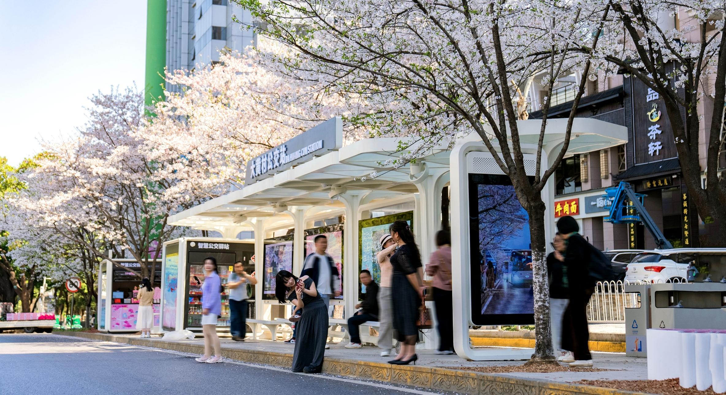 China Street Furniture: A Fusion of Functionality and Cultural Aesthetics China Street Furniture: A Fusion of Functionality and Cultural Aesthetics